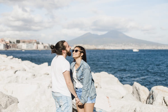 dating couple with herpes in Salem