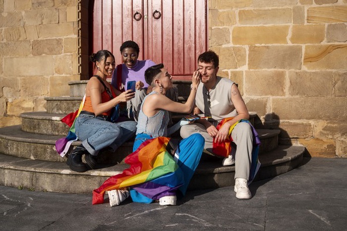 lgbt herpes dating